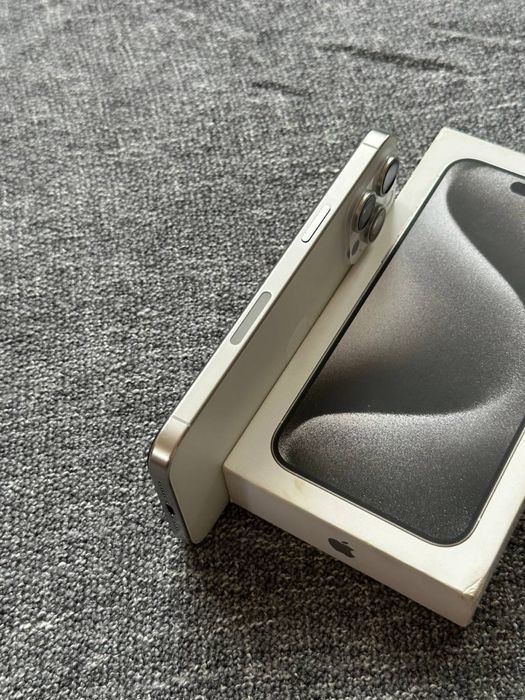 Продам IPhone 15 PRO MAX 256 Neverlock