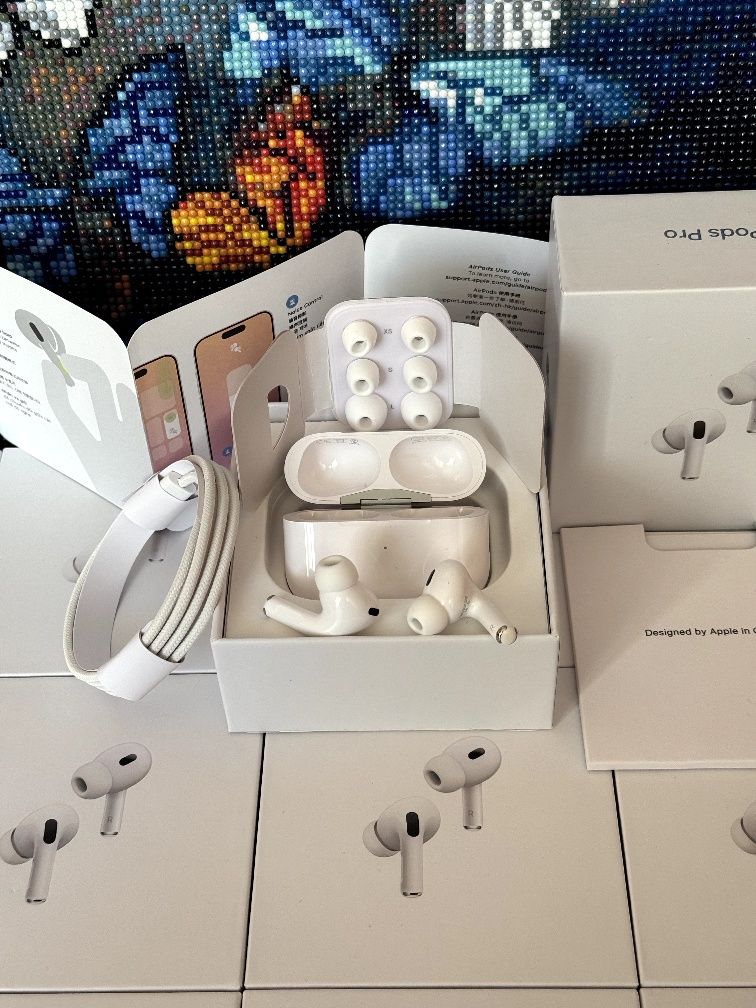 Бездротові навушники Apple AirPods Pro 2