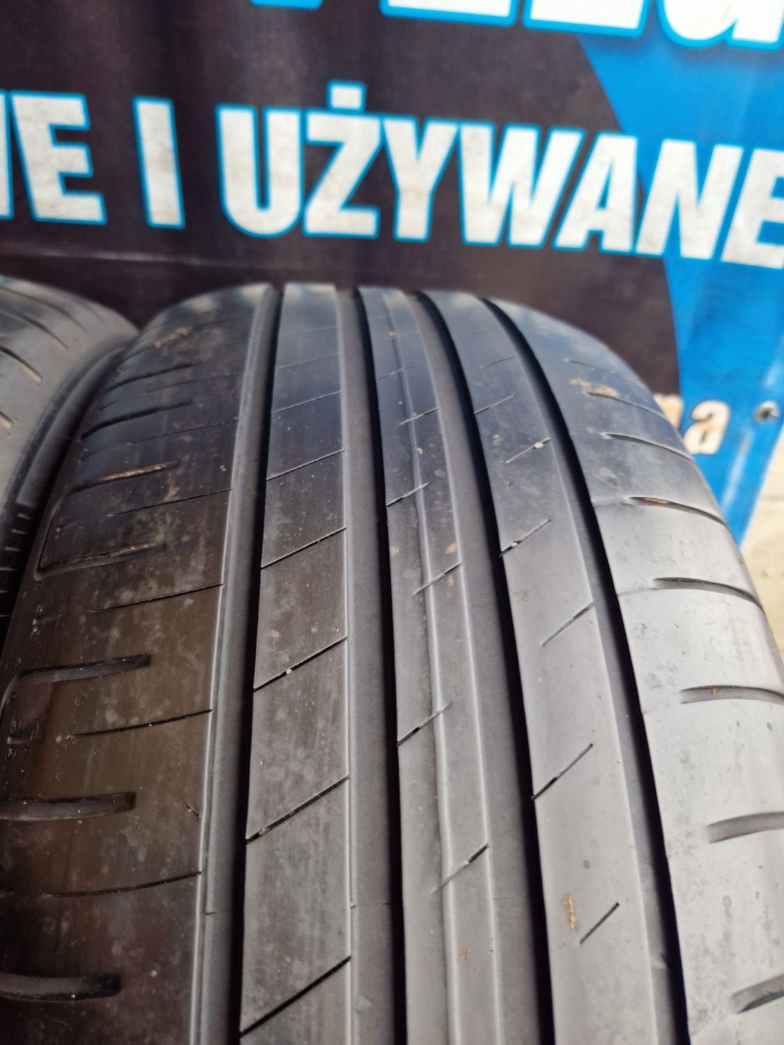 Opony letnie 225/55/17 Goodyear Para