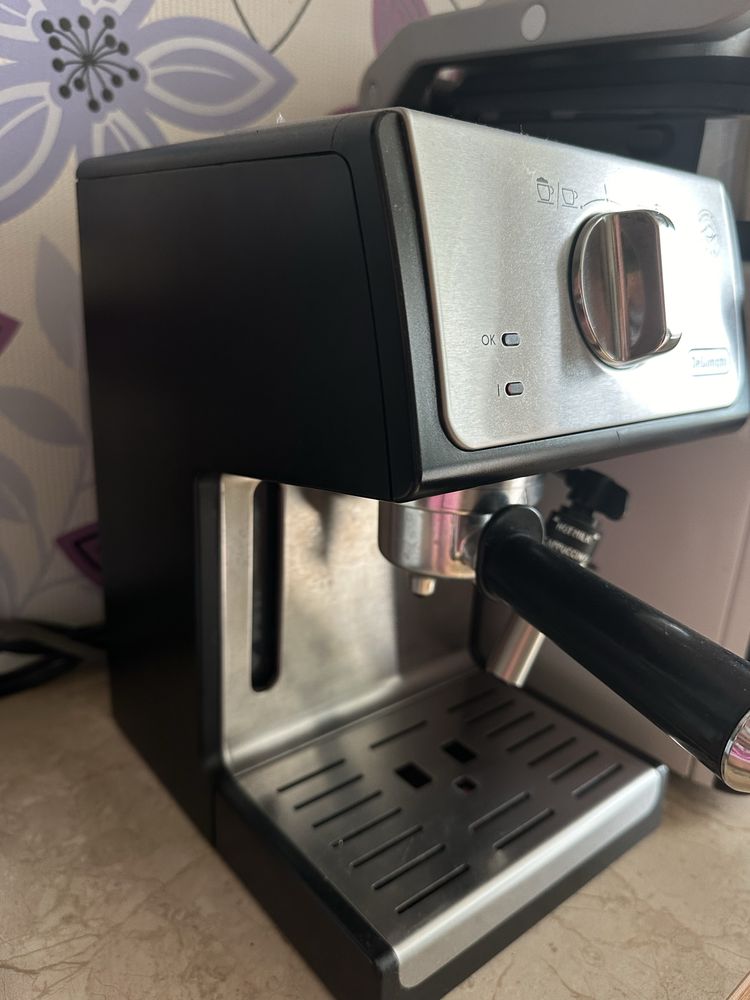 Кавоварка Delonghi ECP35.31BKSTELL
