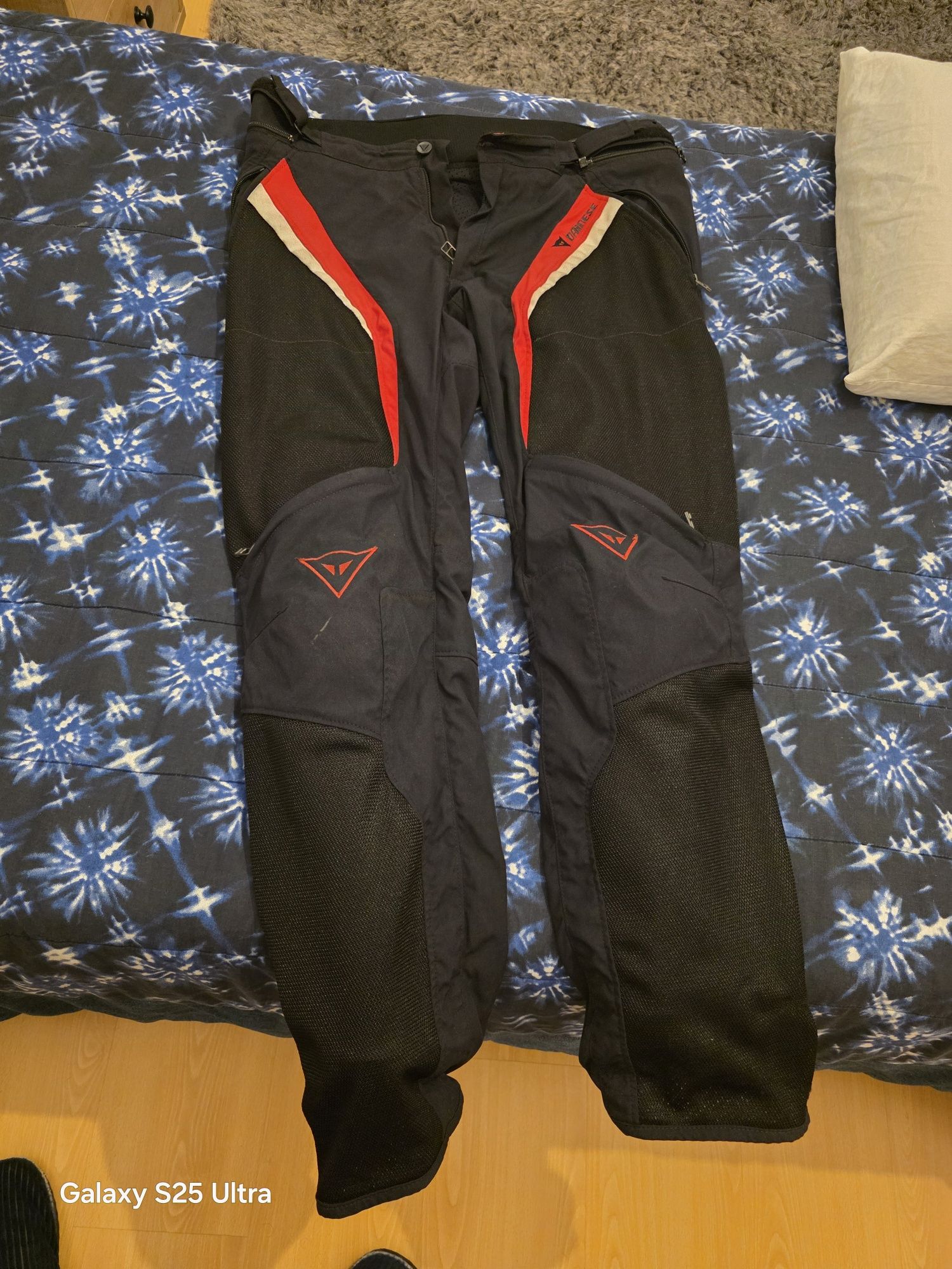 Calças dainese de verao para  mota