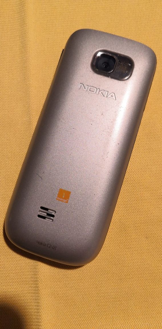 Nokia C2-01 prosty telefon na klawisze guziki Orange