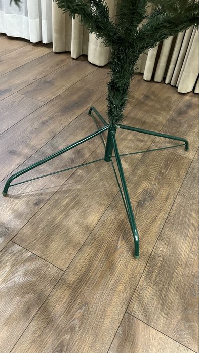 Ялинка штучна лита 2,5 м