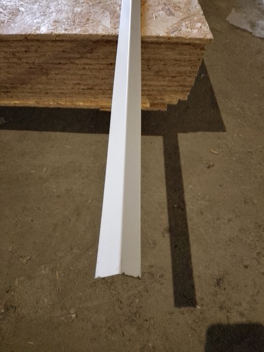 Продам крепеж подвесного потолка новое,