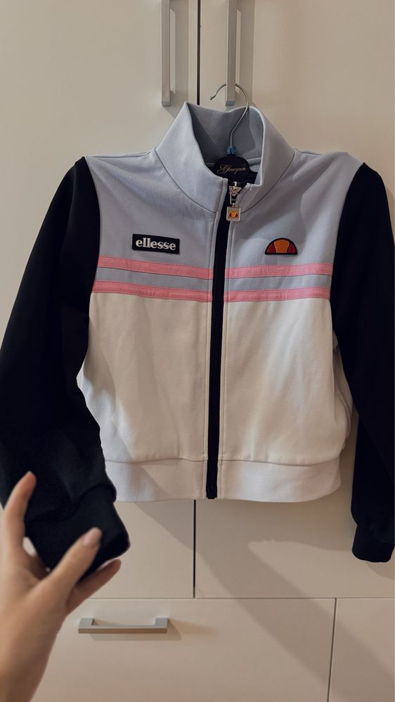 Кофта ,Бомбер Ellesse