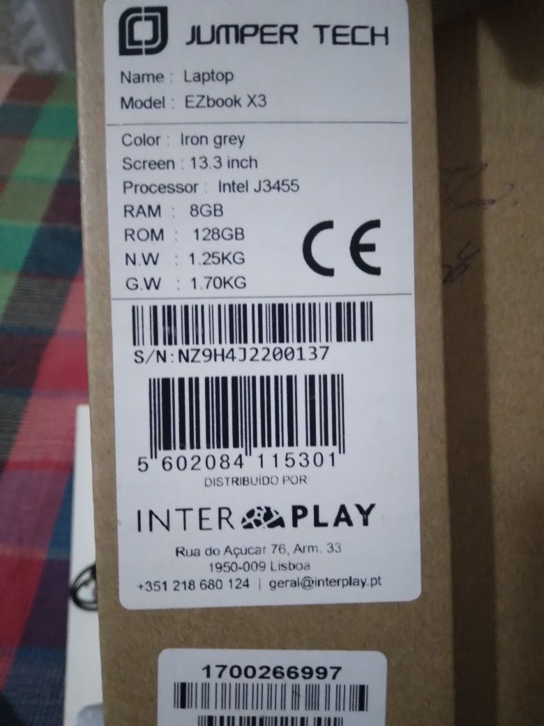 Laptop EZbook X3