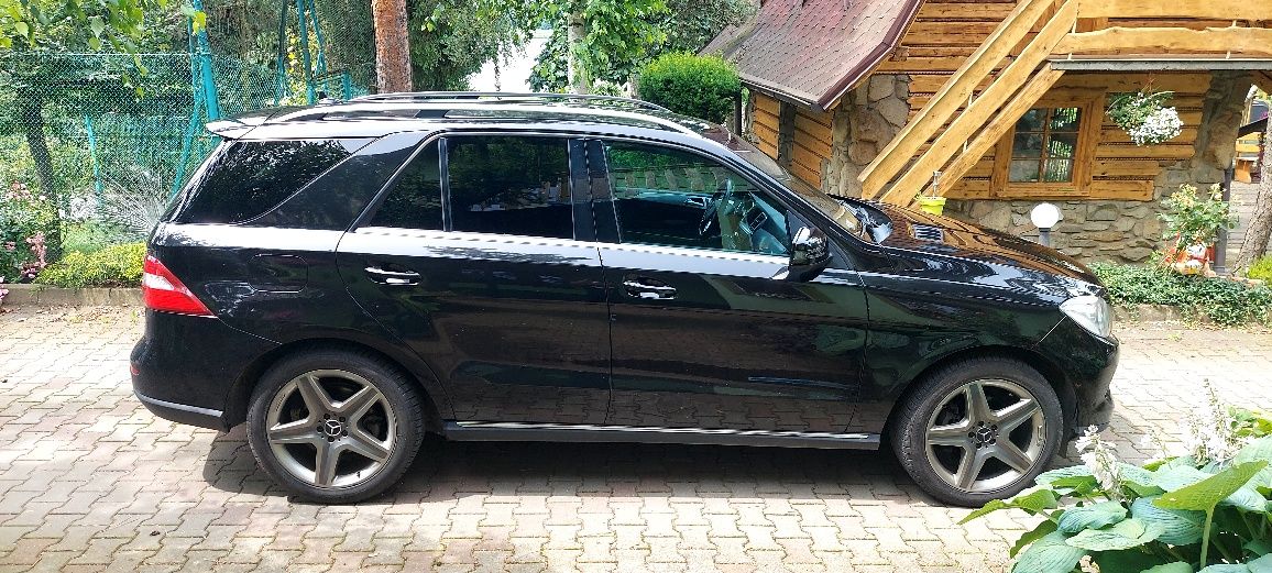 Mercedes ML350,W166,3.5V6,272ps,uszkodzony silnik motor
