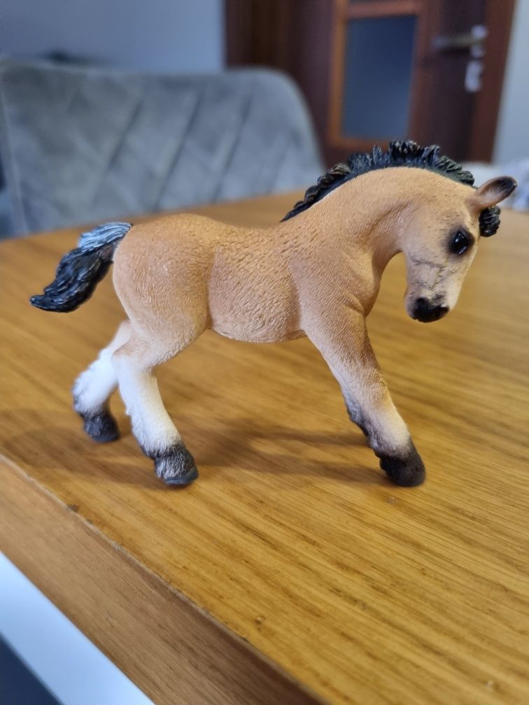 Źrebak ardeński schleich figurka