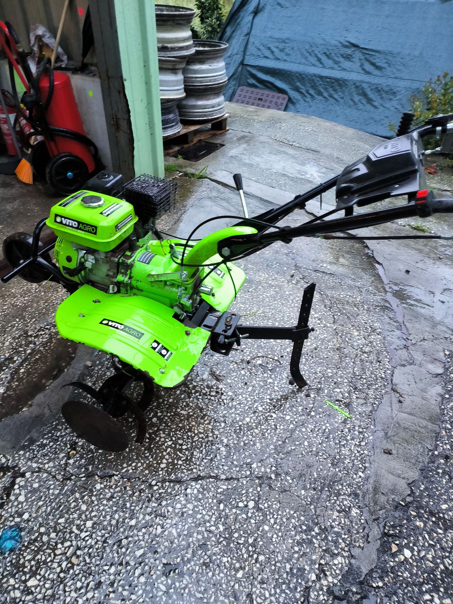 Motoenxada ou motocultivadors  gasolina 7cv