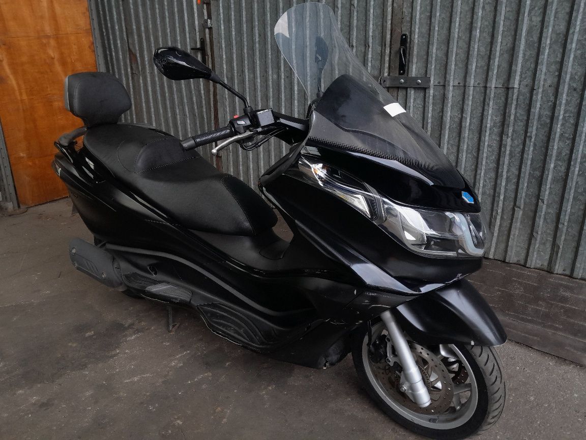 Piaggio X10 125cc.Executive.2014r.Na kat.B.Transport!