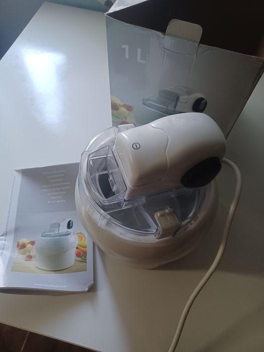 Máquina de fazer gelados 1 litro