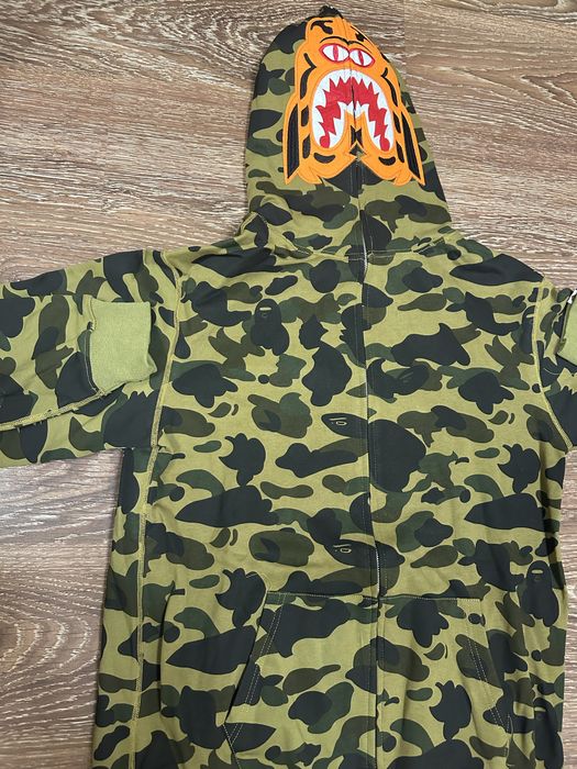 продаю zip-hoodie bape tiger