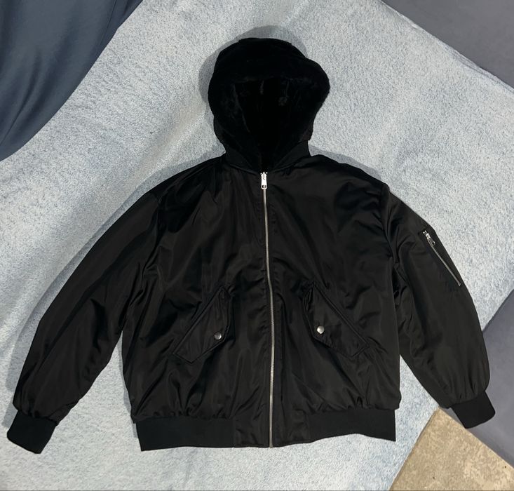 Двосторонній бомбер Zara в ідеальному стані