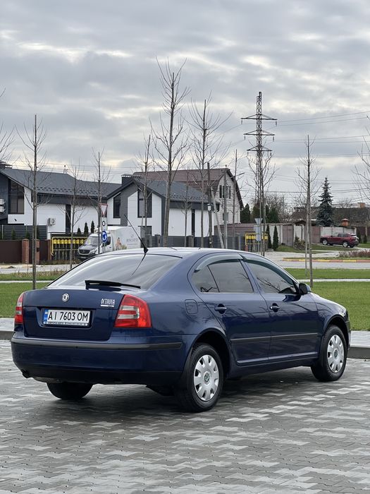 Продам Шкоду Октавію А5. 1.6 бенз MPI