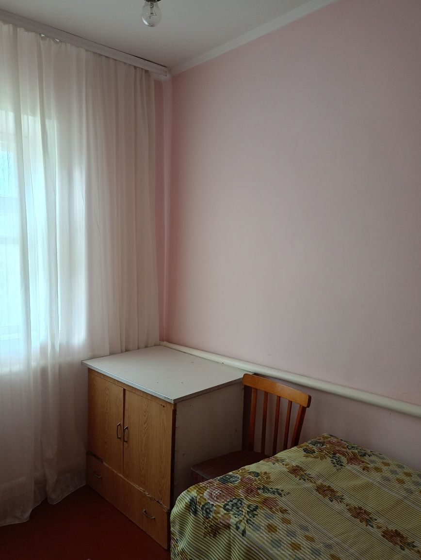 Продається частина будинку у Фастові, поряд з центром у гарному стані