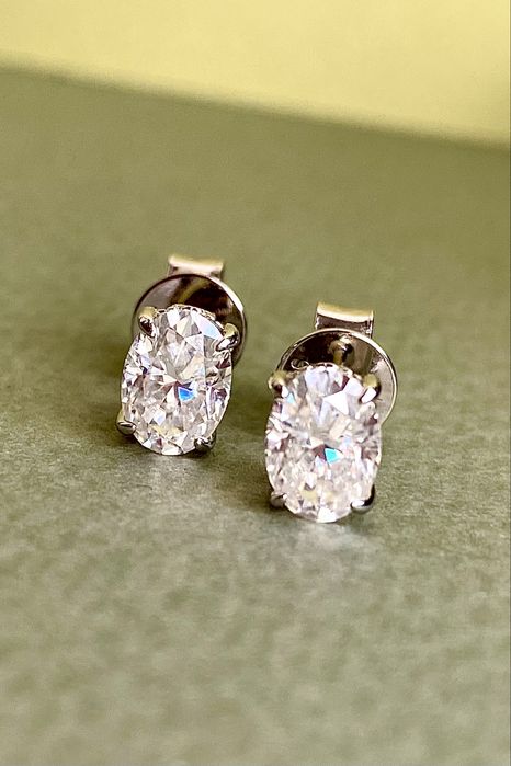 Серебряные серьги с муассанитом 1 карат