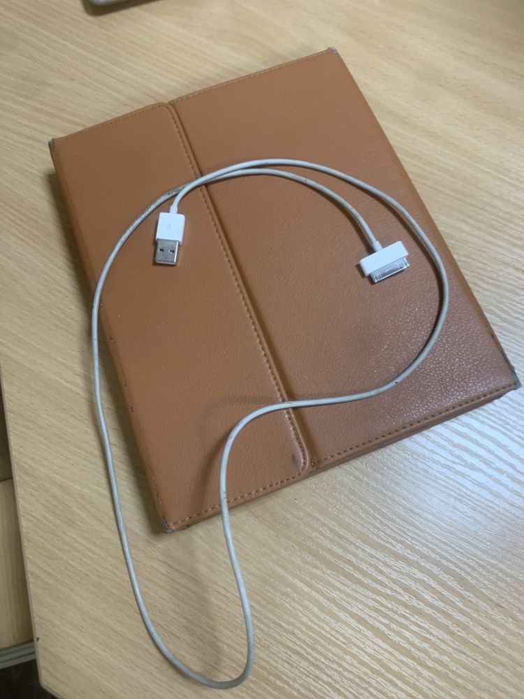 Продам Apple iPad 2-64 3G