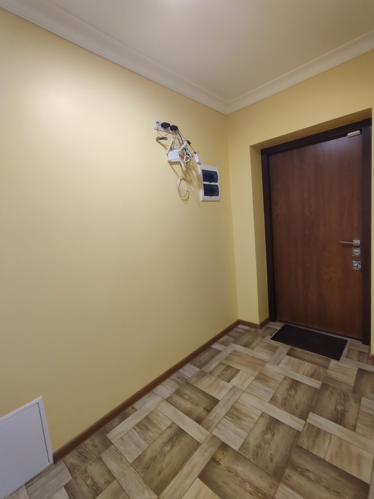 Оренда двоярусної квартири в новобудові Ужгород! Рядом Дастор!