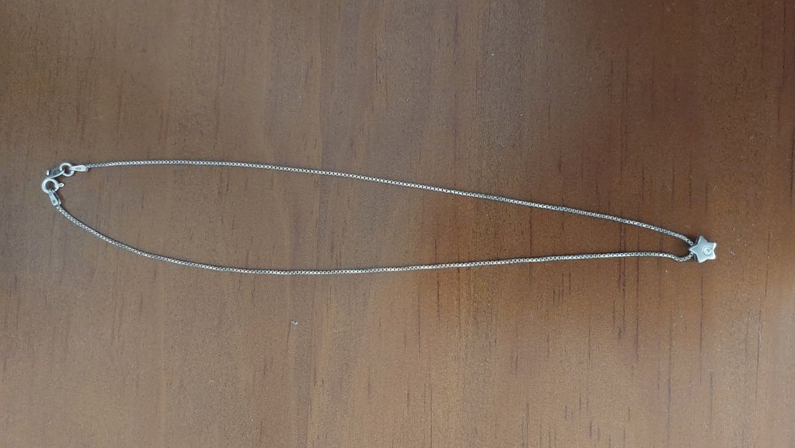 Colar de prata com estrela