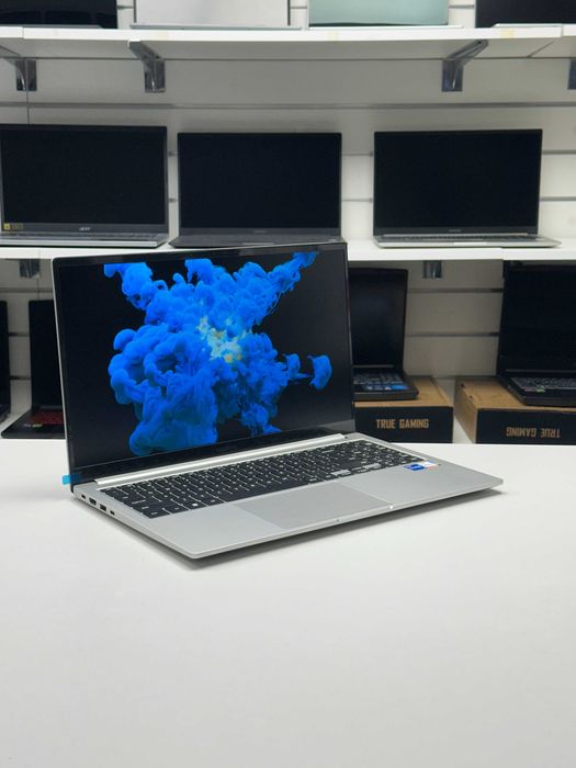 Samsung Galaxy Book2 – i7-1255U | 16GB RAM | 512GB SSD | Ekran Full HD