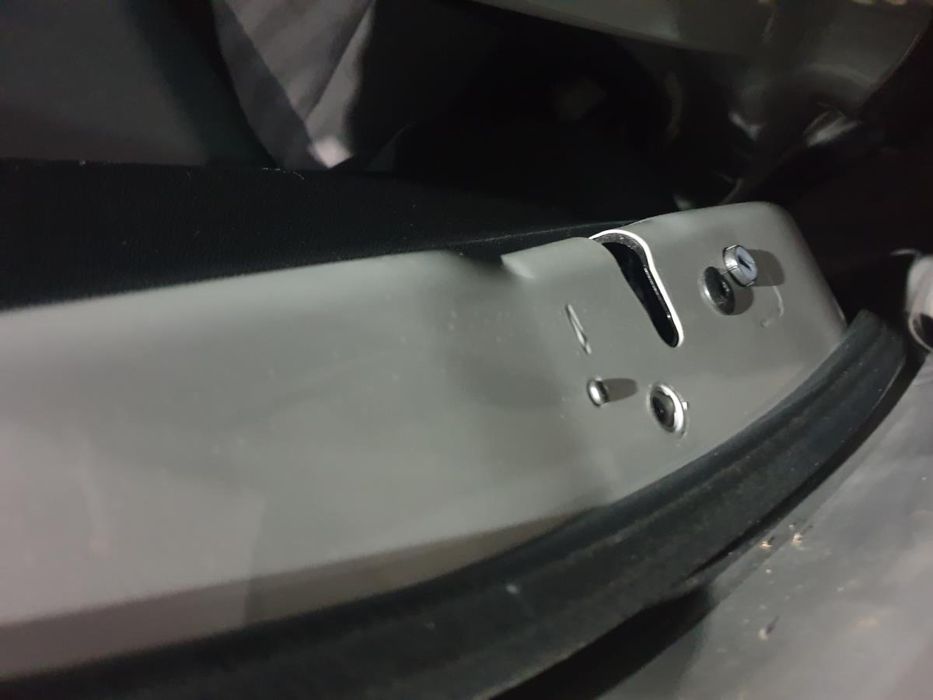 Fechadura / fecho porta trás esquerdo CITROËN C3 Aircross II (2R_, 2C_