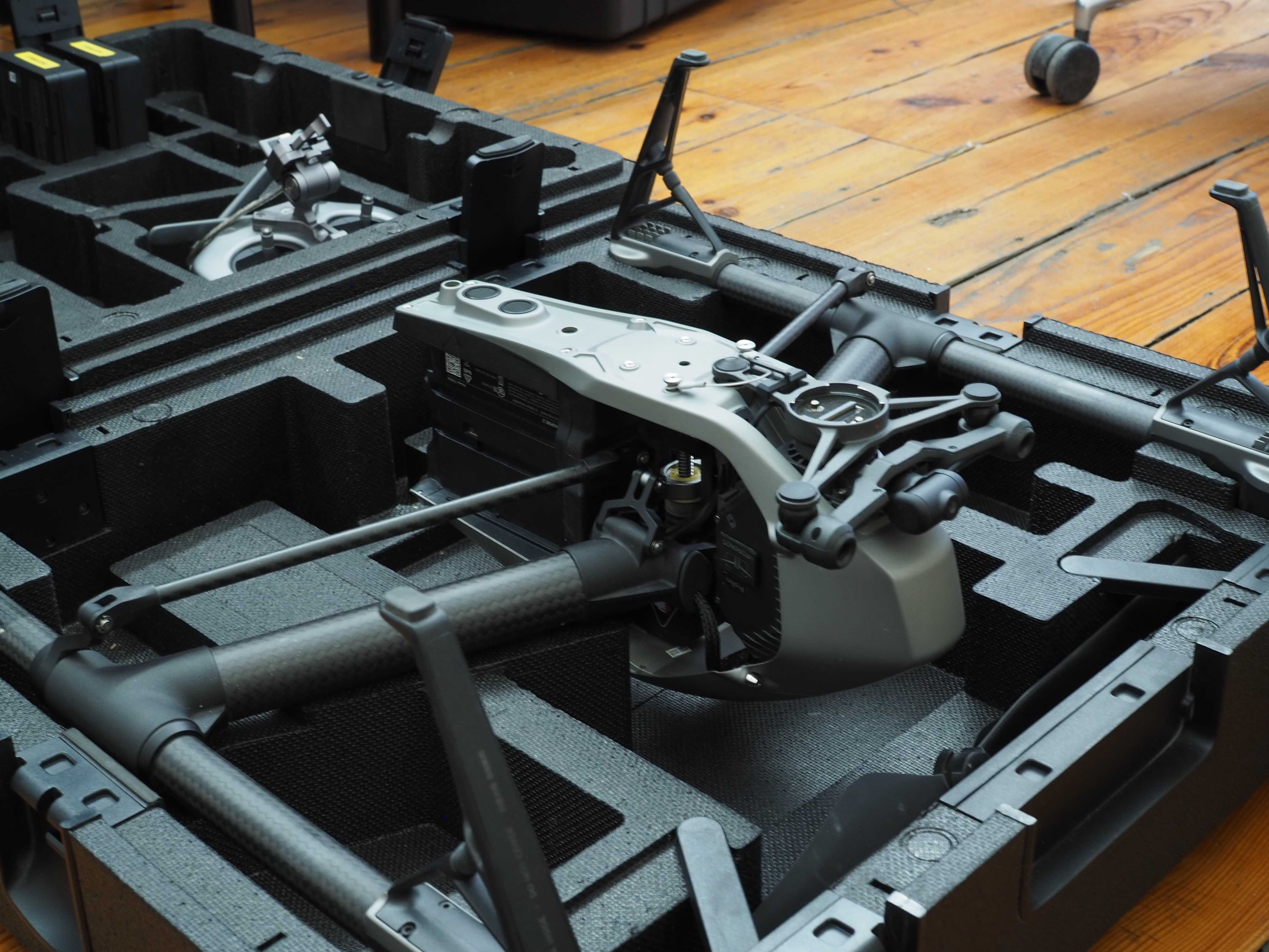Drone "DJI Inspire 2" Conjunto/Material