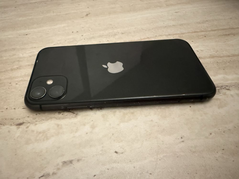 Iphone 11 czarny 64gb