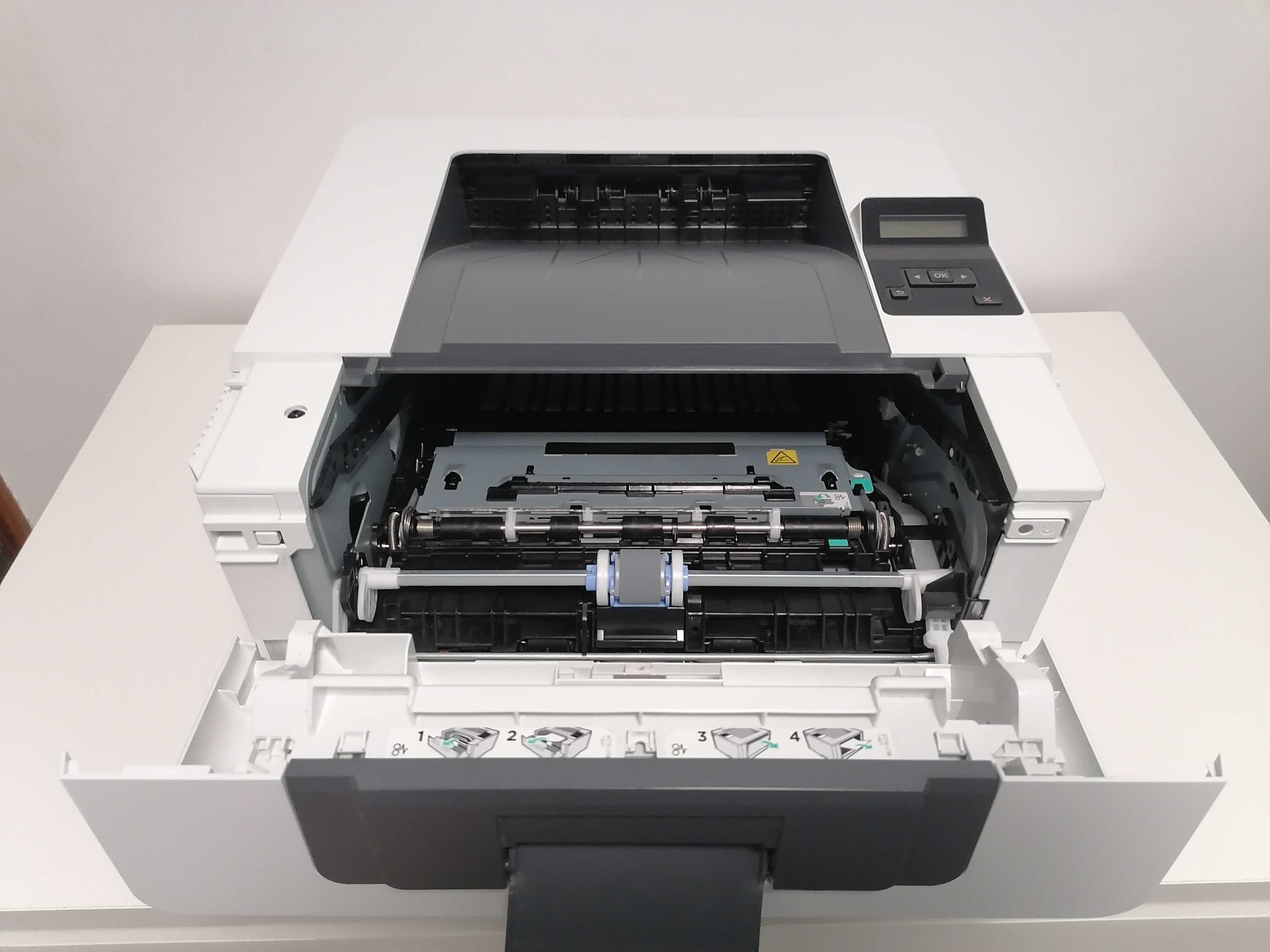 Impressora HP Laserjet M404dn