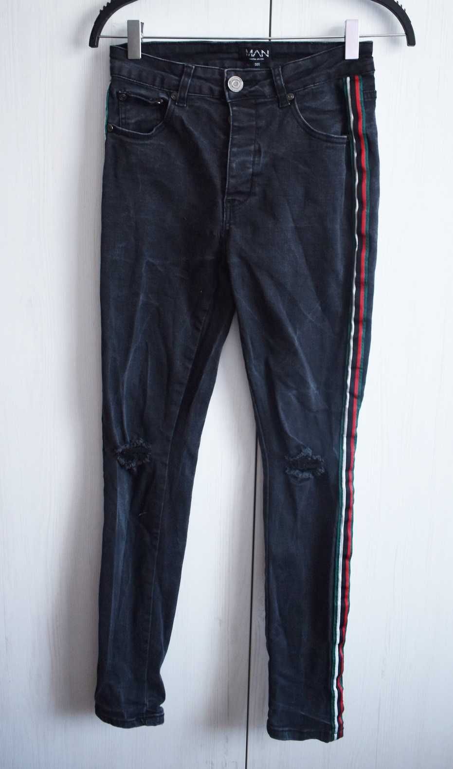 Spodnie dżinsowe XS lampasy jeans rurki dziury S męskie dopasowane
