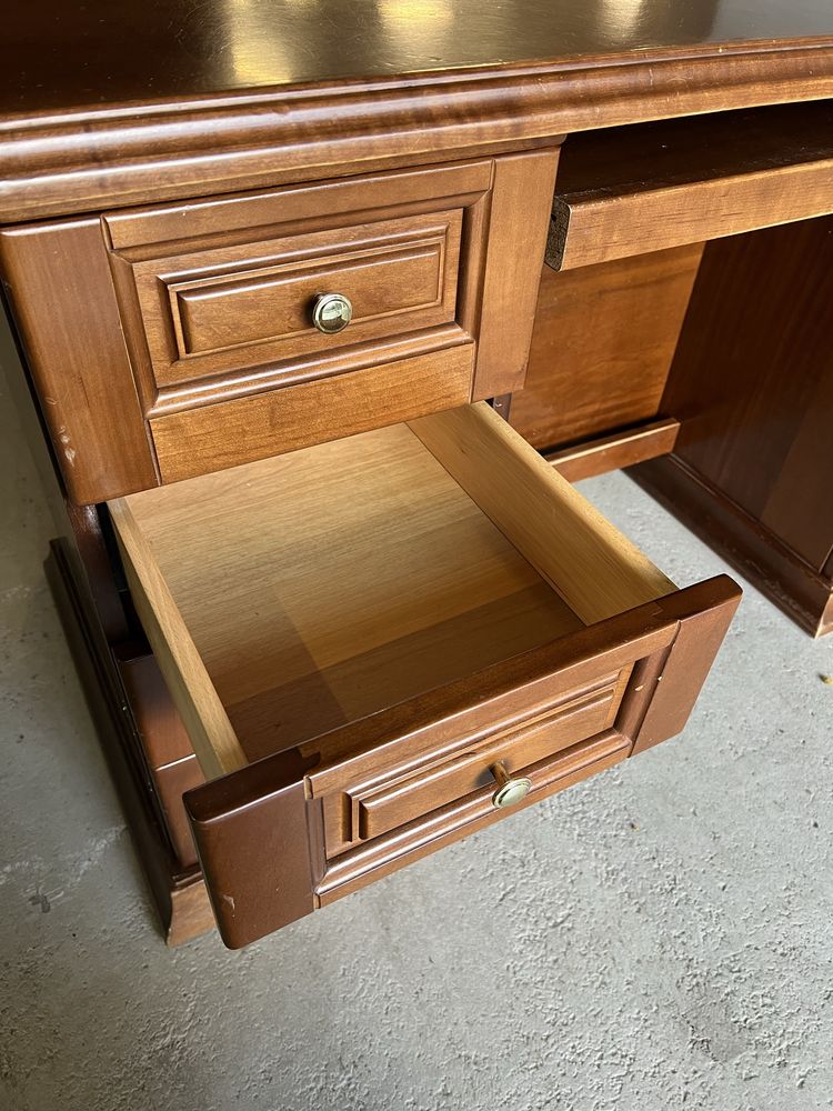Stare drewniane biurko antyk prawdziwe drewno ciezkie konkretne biurko