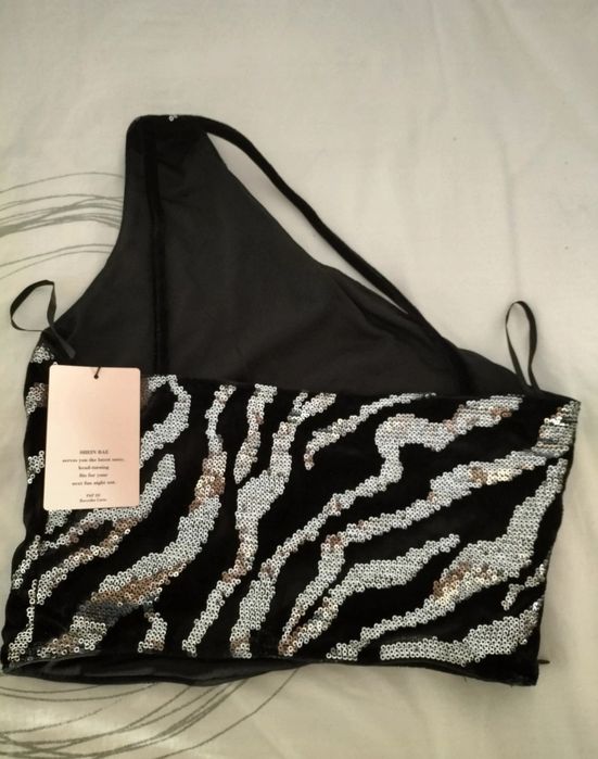 Top lantejoulas novo com etiqueta