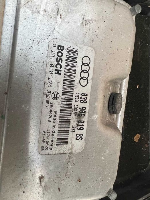 Sterownik silnika 1.9 TDI AJM Pompowtrysk Audi A6C5/A4B6/B5 Passat B5