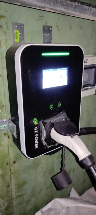 Продам зарядку(зарядну станцію) 7 kWt 32A