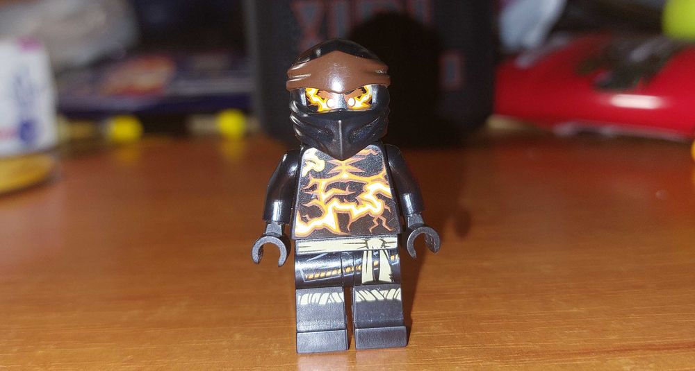 Figurka Lego Ninjago Cole Spinjitzu Burst (oryginał)