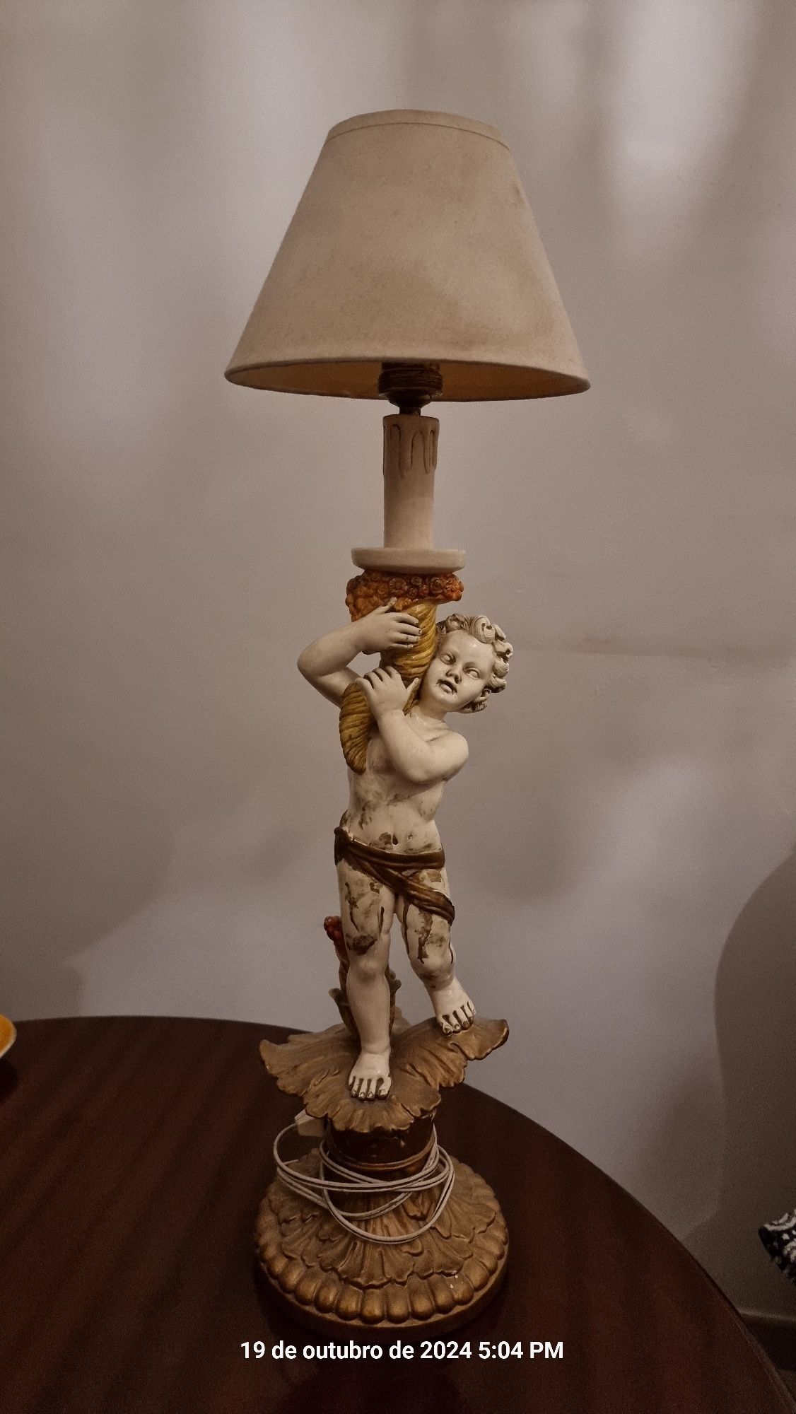 Candeeiro de mesa