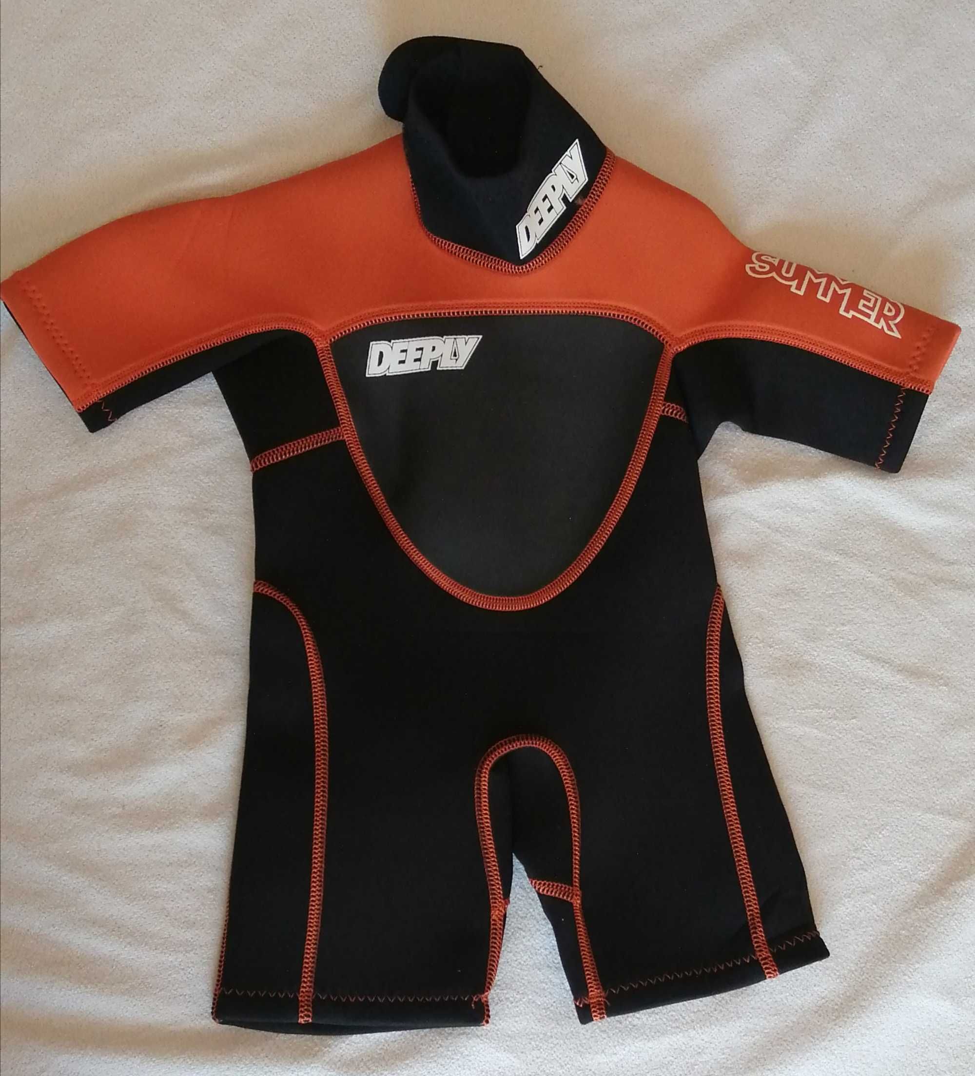 Fato NOVO de neoprene Deeply para criança