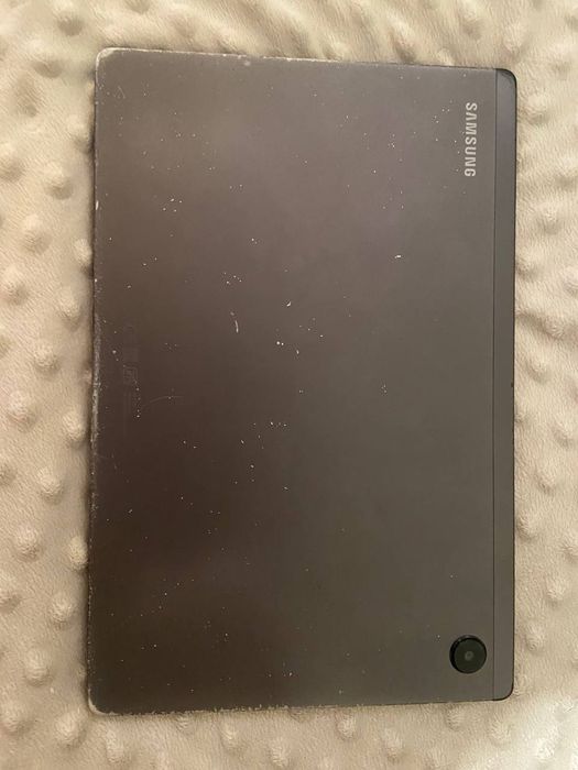 Таблетка счастья — Galaxy Tab A8 64Гб уже с защитным стеклом!
Защитное
