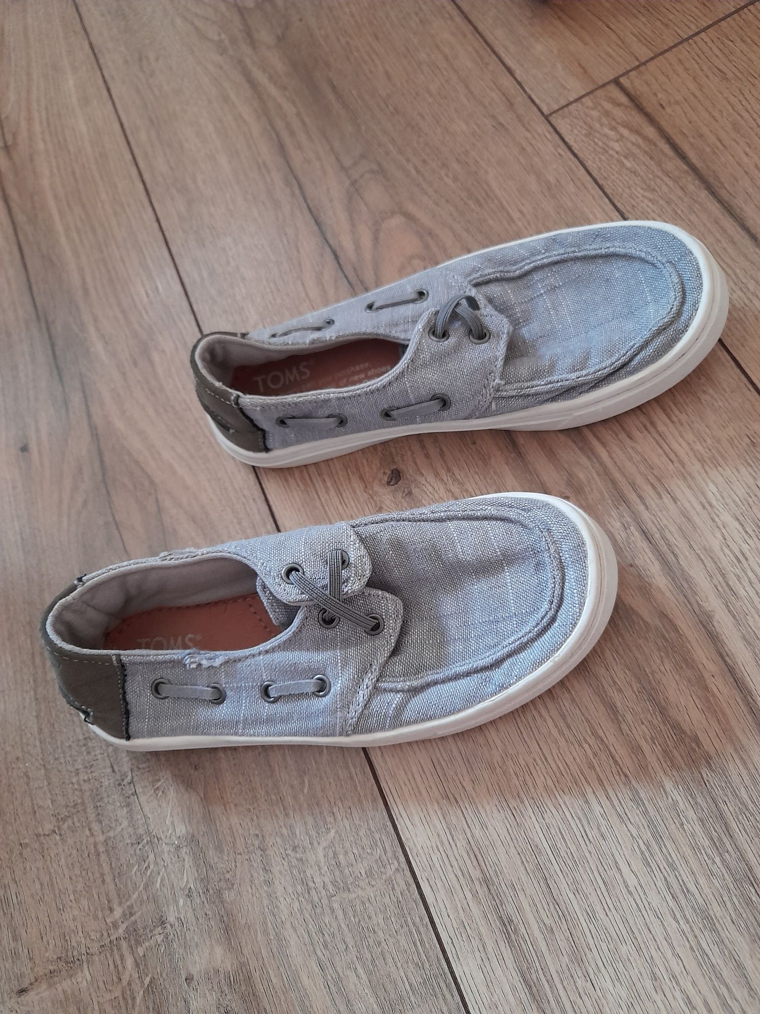 Szare mokasyny chłopięce buty toms trampki 30 19,5cm