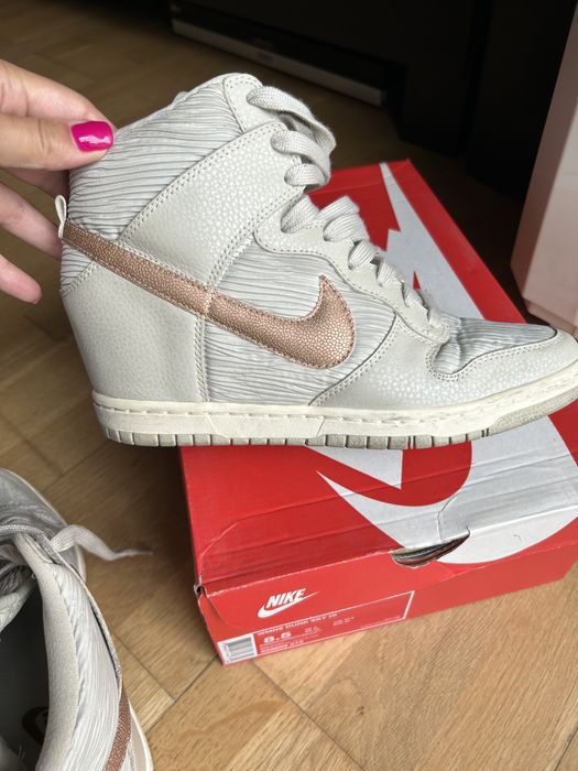 Sneakersy NIKE Dunk Sky HI