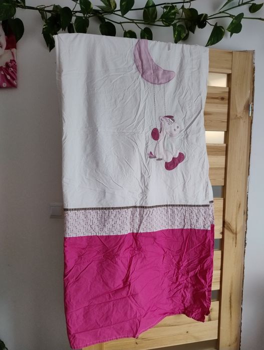 Ochraniacz na łóżeczko