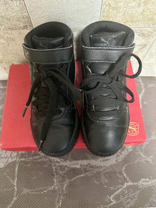 Продам дитячі демісезонні черевики Puma