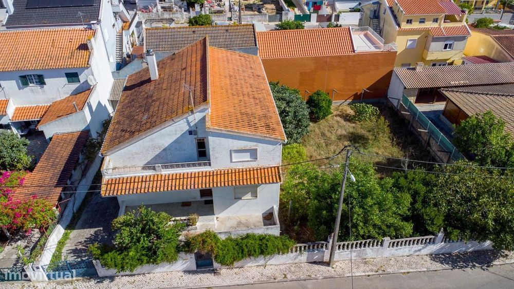 Moradia T3+3 Isolada, Vila Nova de Caparica