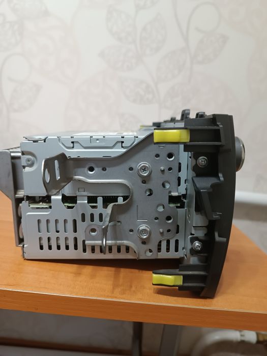 Продаю Магнітолу рідну(Заводську) з Toyota Corolla