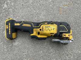 Multitool Dewalt DCS355