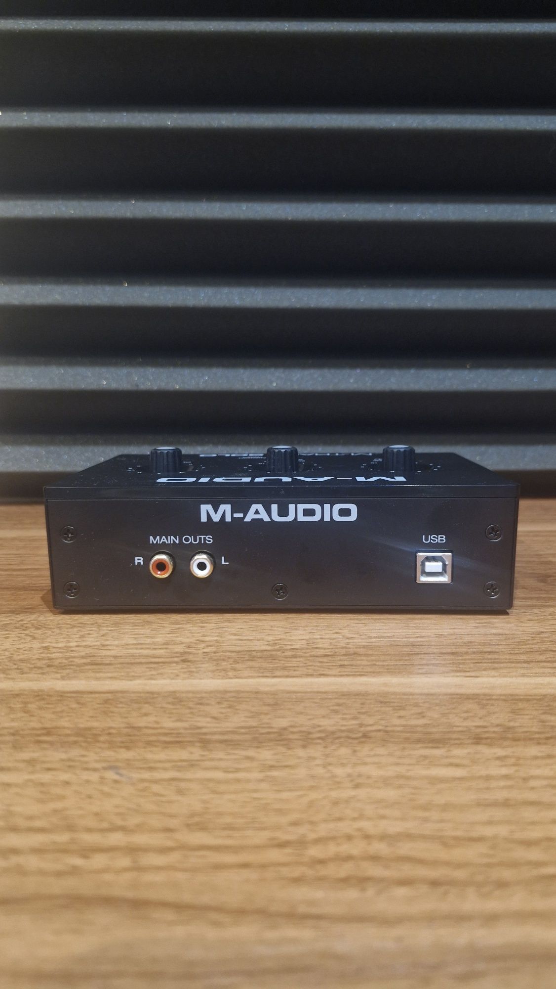 Sprzedam interfejs audio M-Track M-Audio solo. Stan nowy