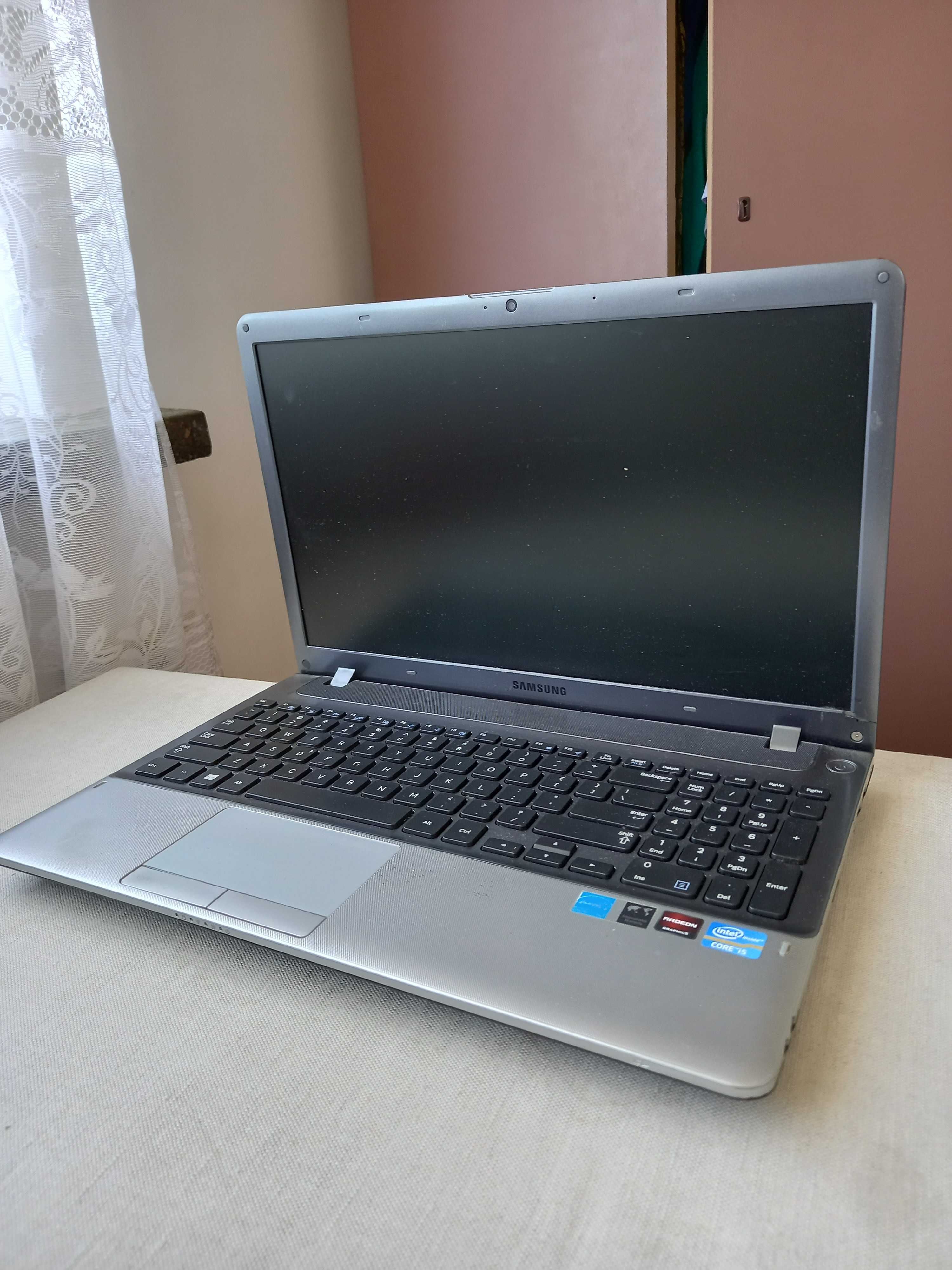 Laptop Samsung NP350V5C