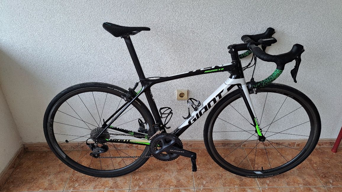 Giant TCR Advanced Pro Carbon – Ultegra 11v + rodas carbono