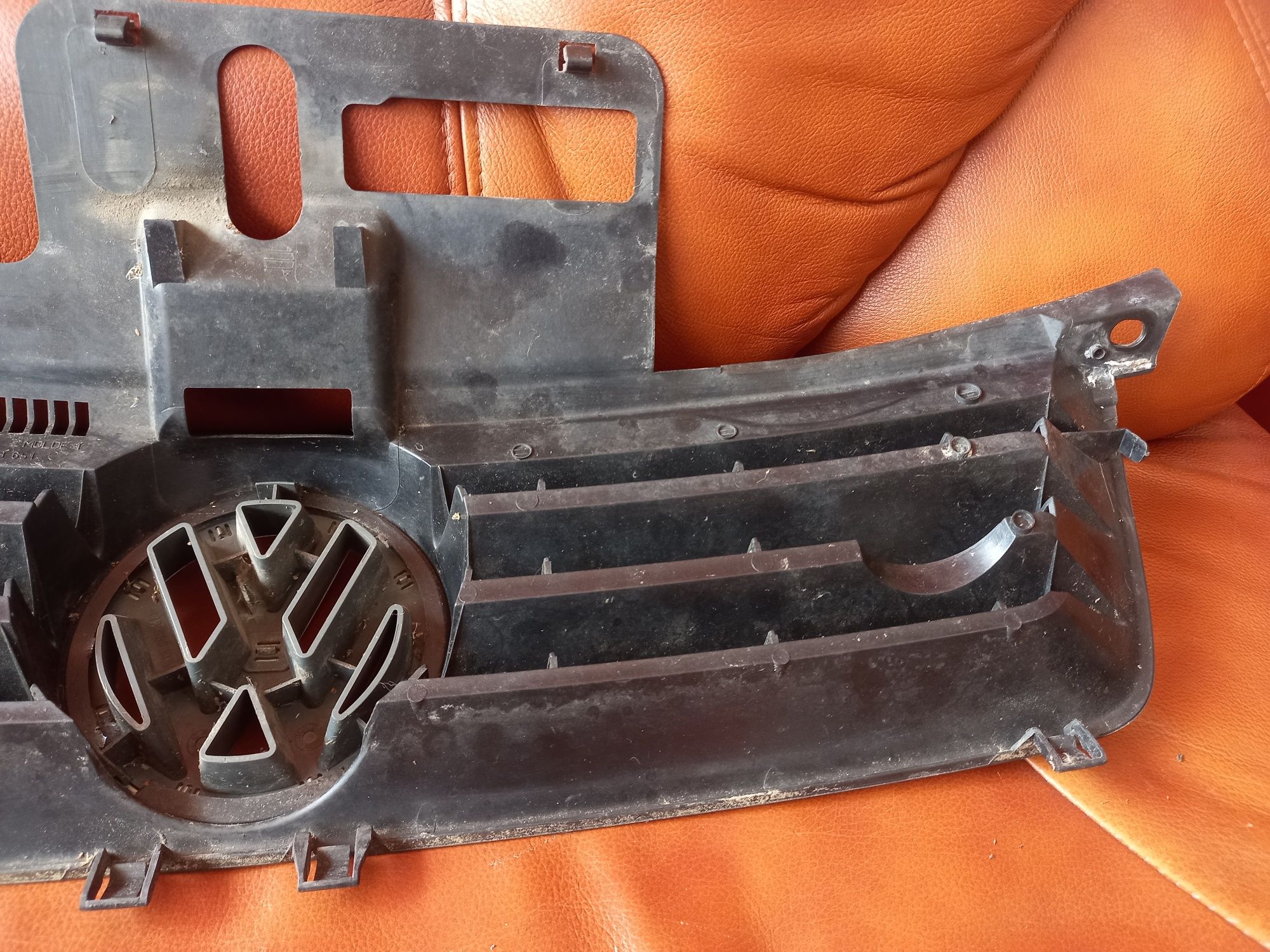 Grill atrapa Vw Polo 9n