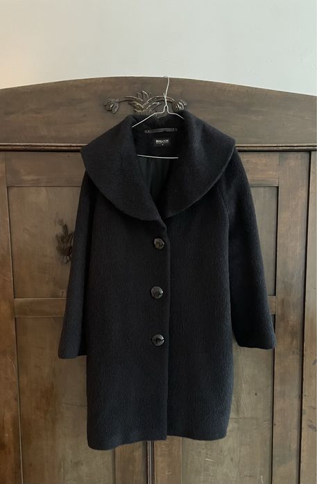 Czarny płaszcz wełniaby Bialcon alpaka i wełna owcza r.36-38