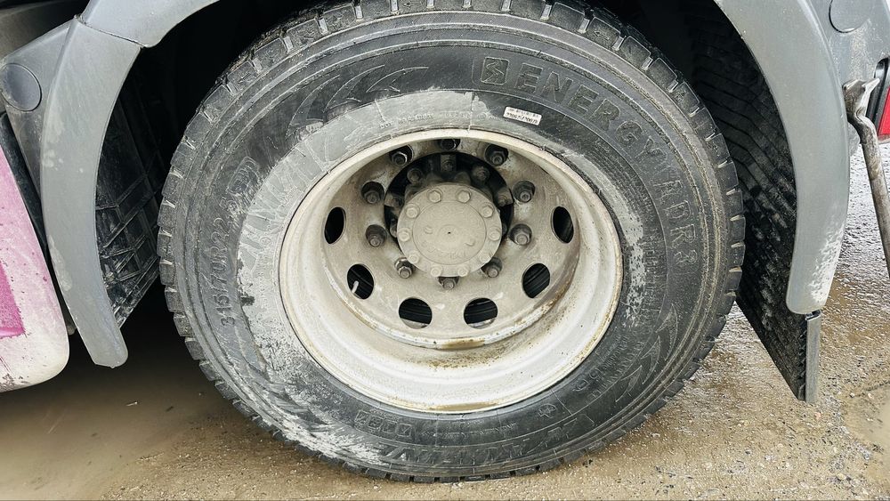 Проам резину на тягач